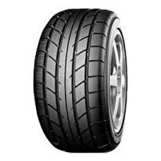 Yokohama A046 235/45 R17 93W
